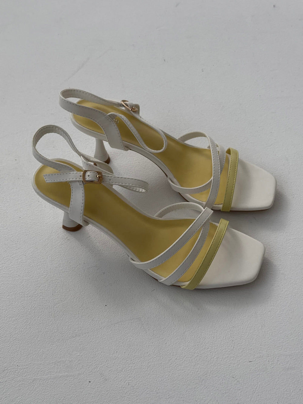 Tillia heels - White/yellow