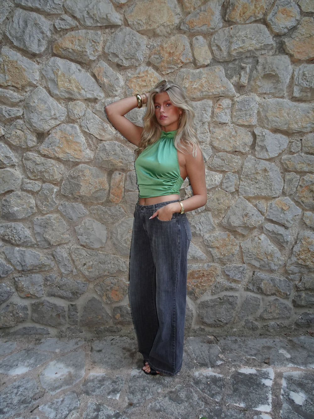 Frida halterneck top with open back – Green