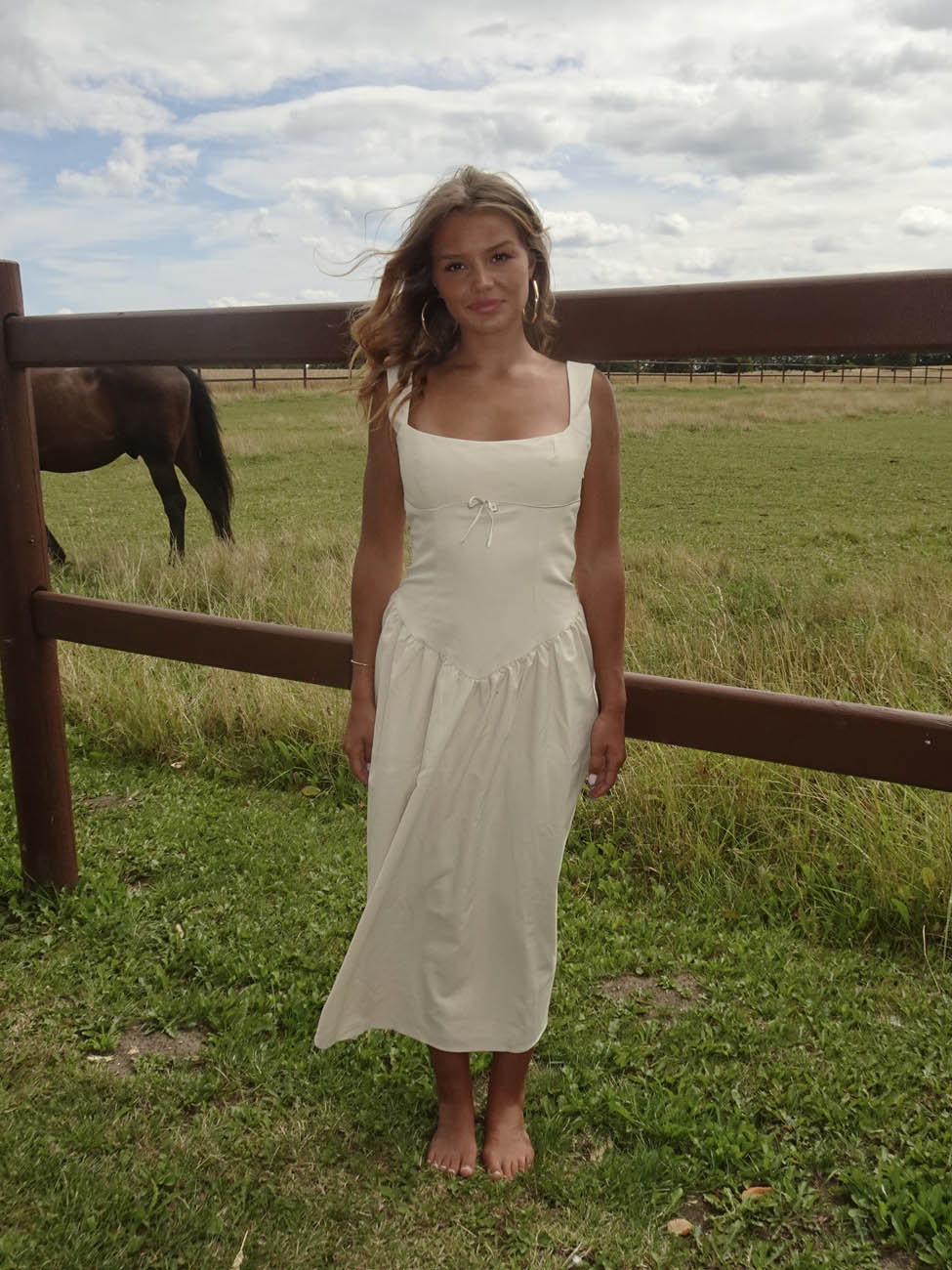 Solia linen dress – Beige