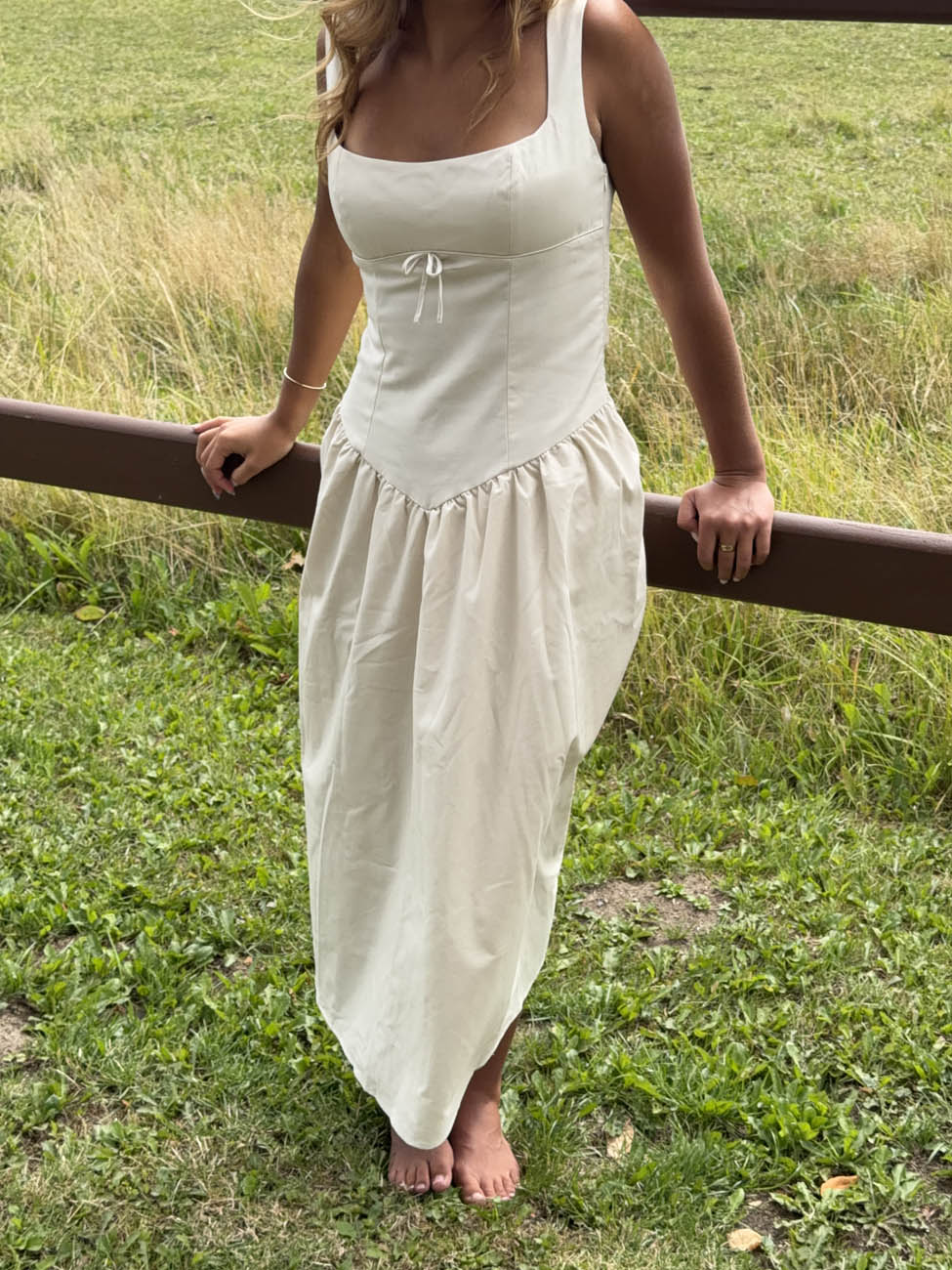 Solia linen dress – Beige