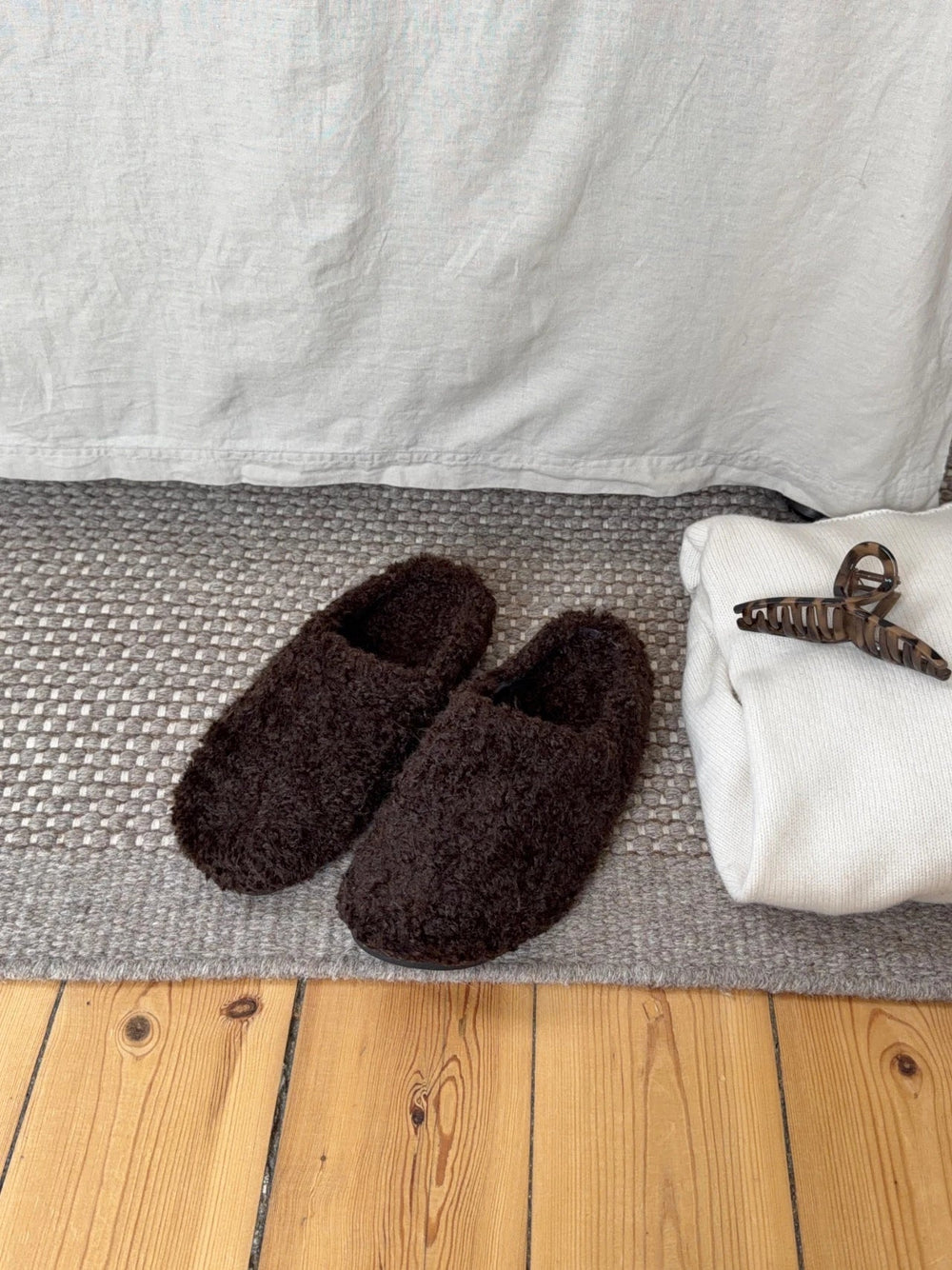 Brina slippers - Brown