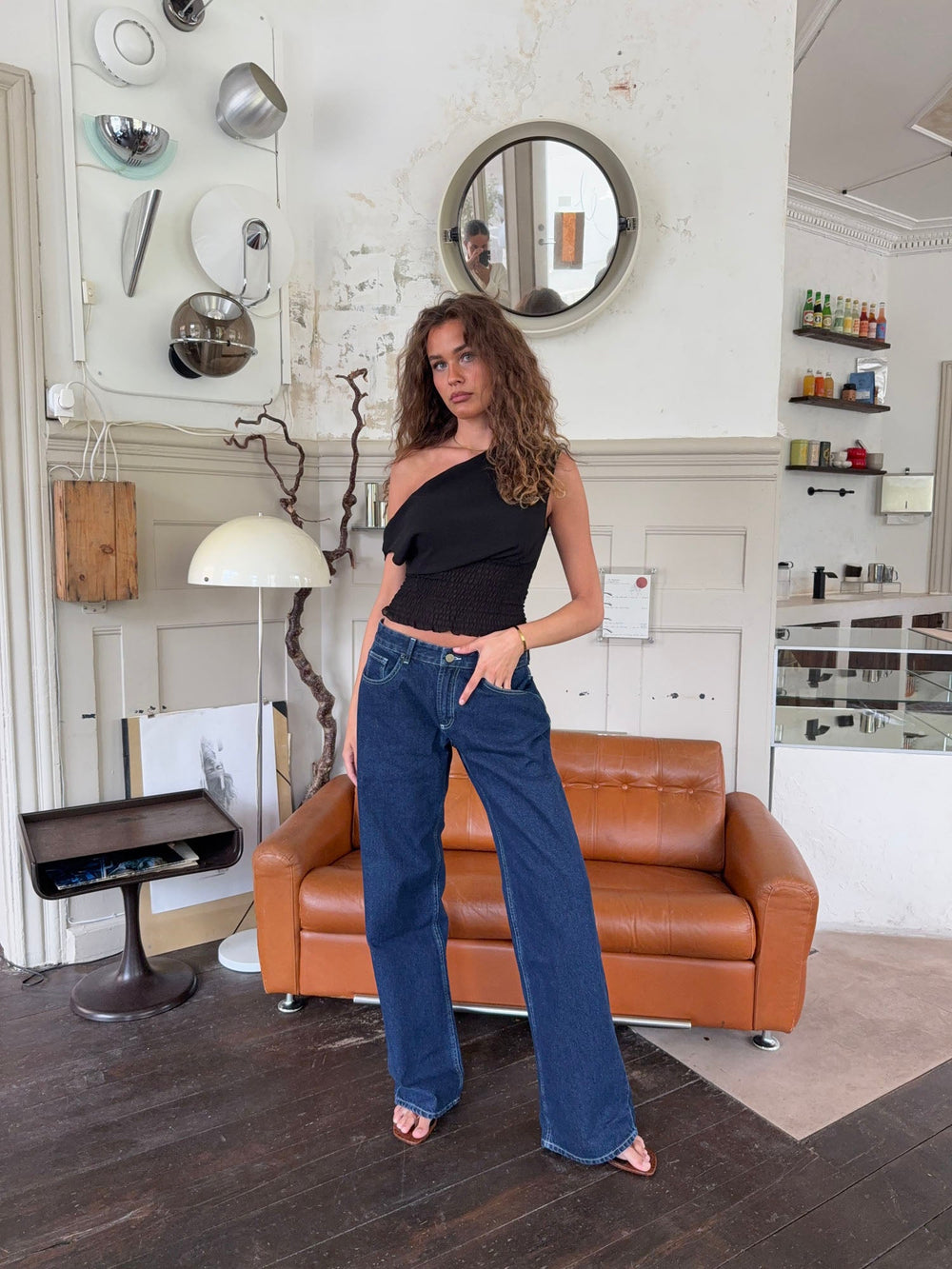 Alvina jeans with flower detail – Dark denim
