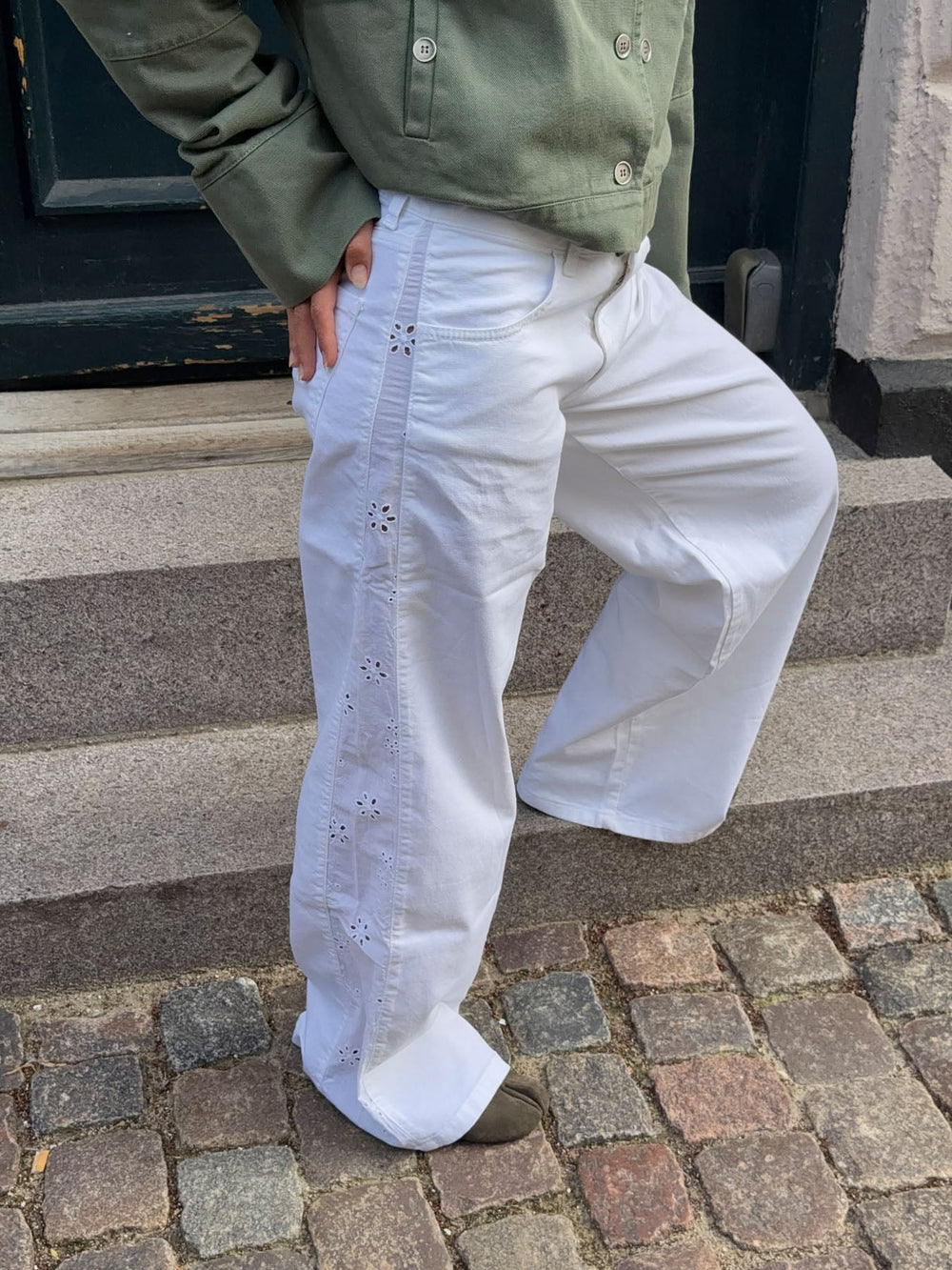 Lineana jeans with lace detail - White