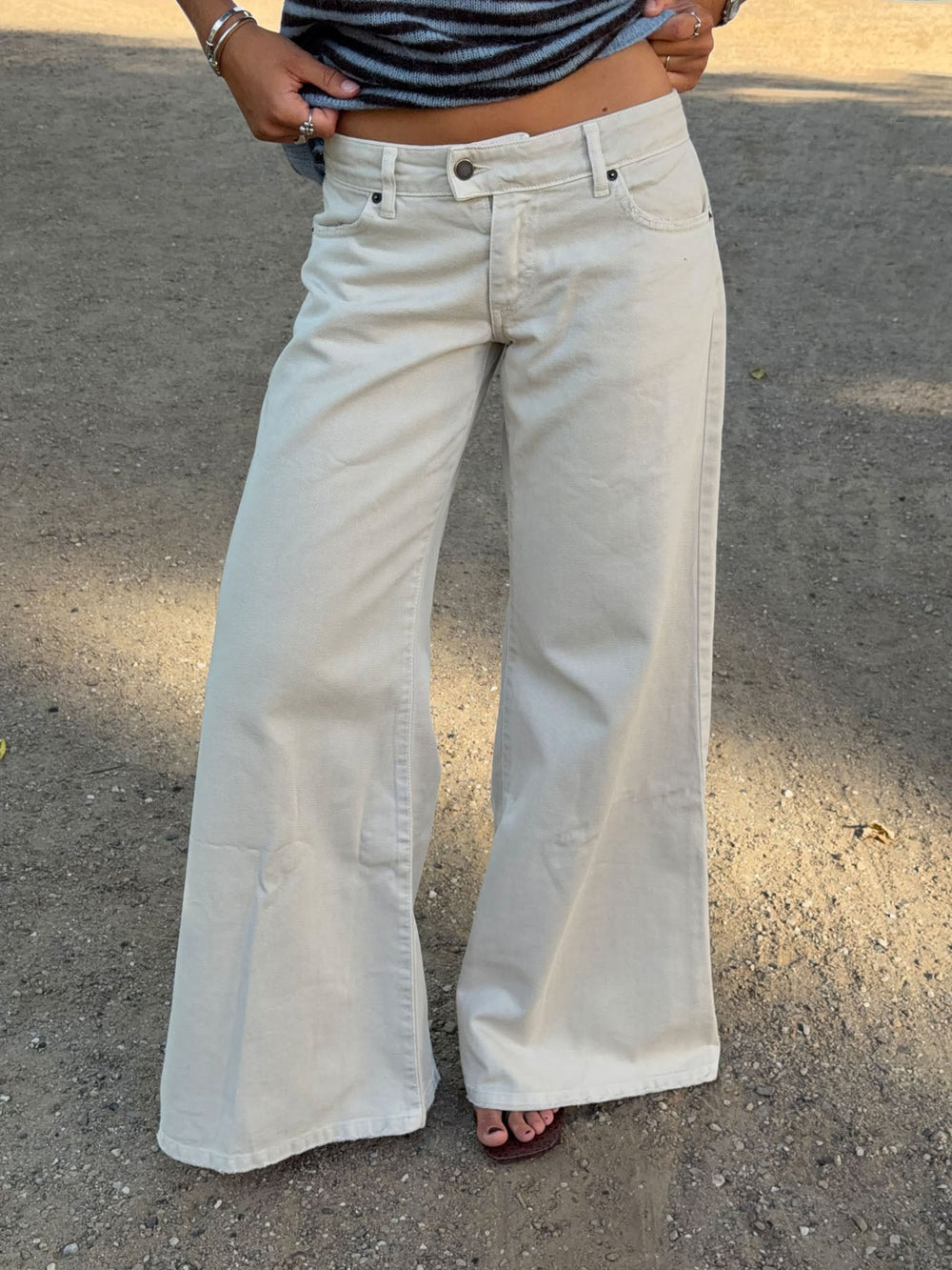 Hedda wide leg jeans – Beige