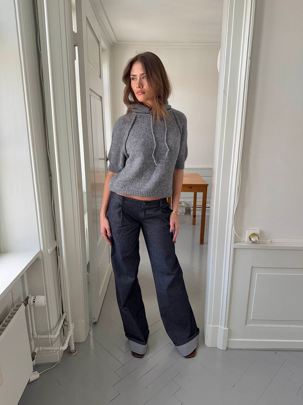 Demi jeans with folded cuffs - Dark denim