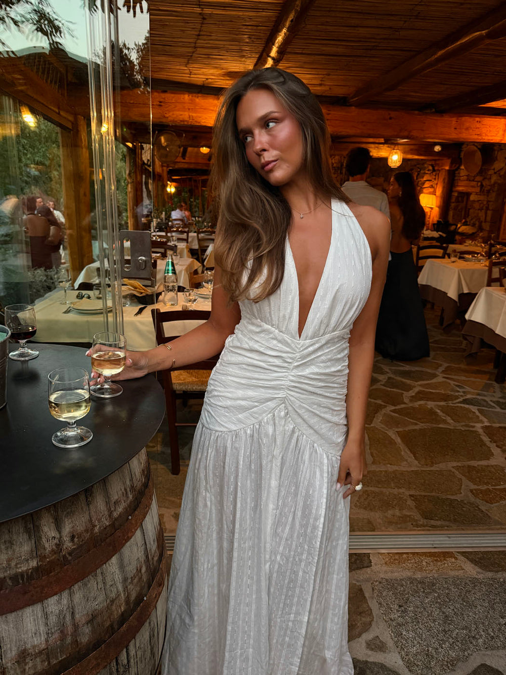 Cassy dress with open back - White