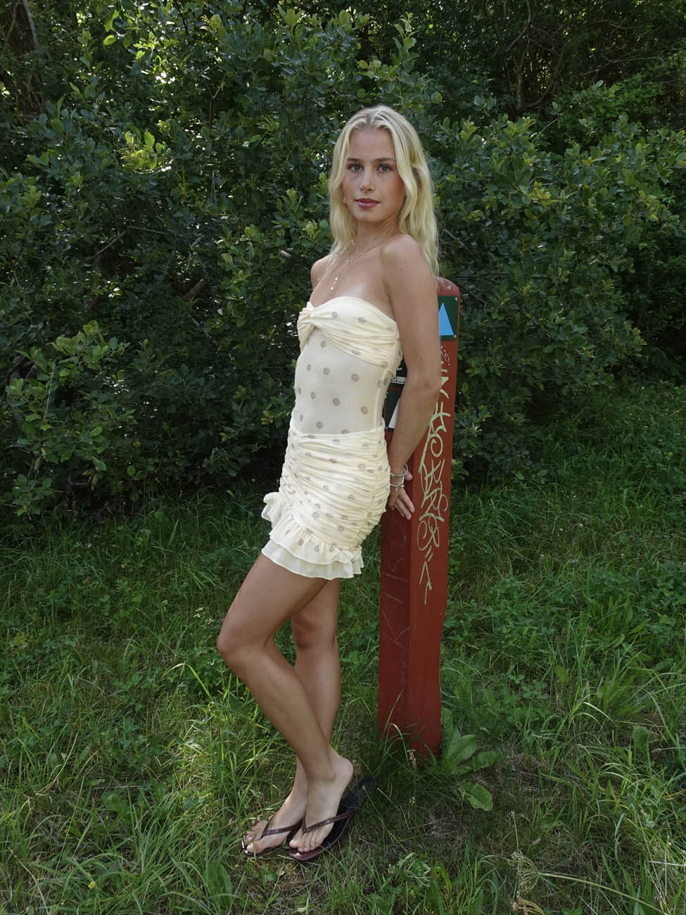 Lunelle dress with brown flowers – Yellow/Brown