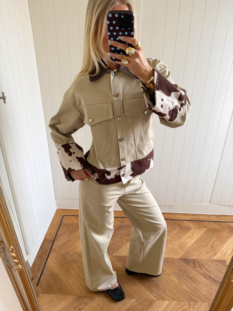 Scandivv denim jacket with cow print - Beige/brown/white