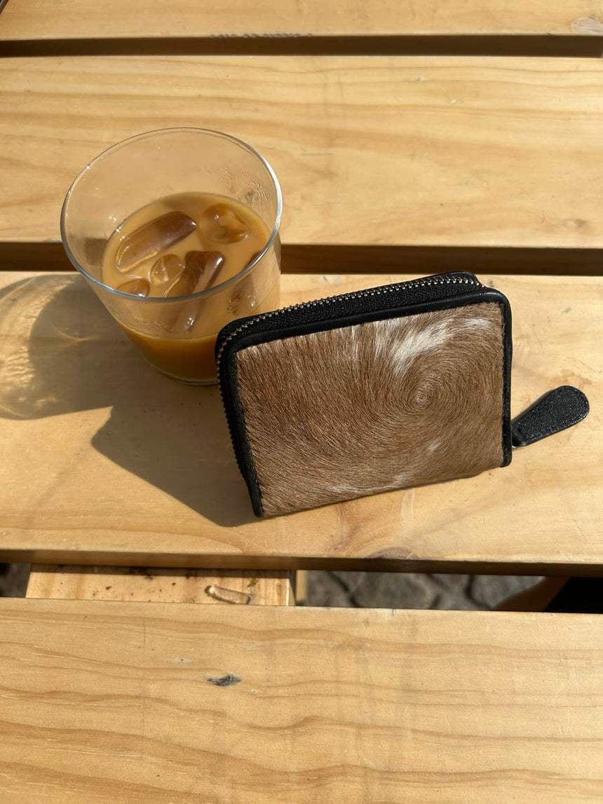 Cela cowhide purse – White/caramel
