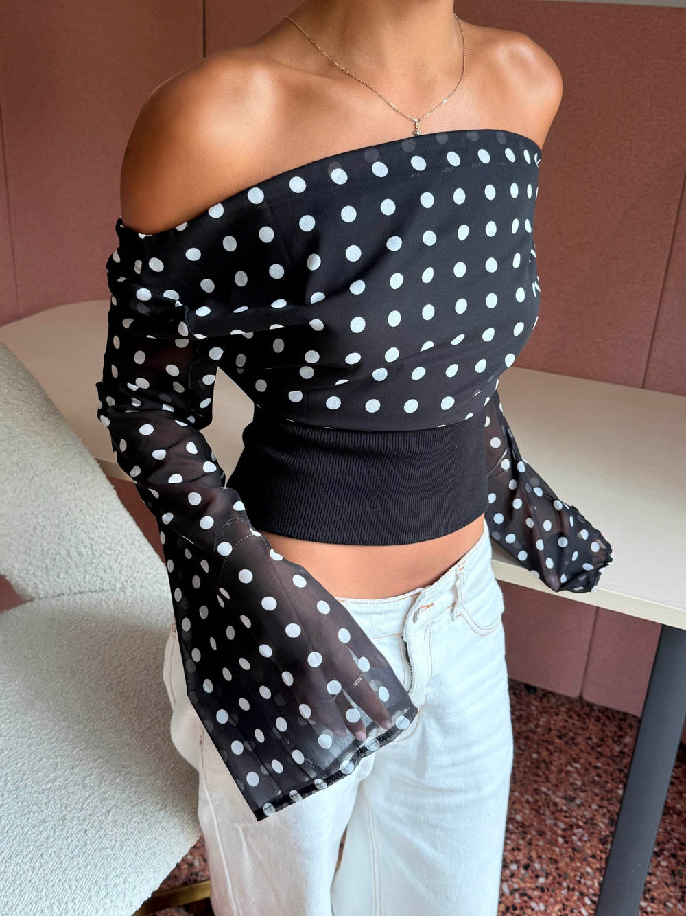 Kimmie long-sleeved blouse with polka dots – Black/white
