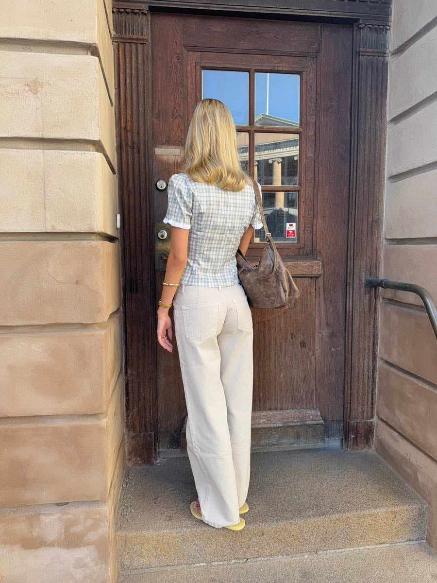 Emmaline low waisted jeans – Light Beige