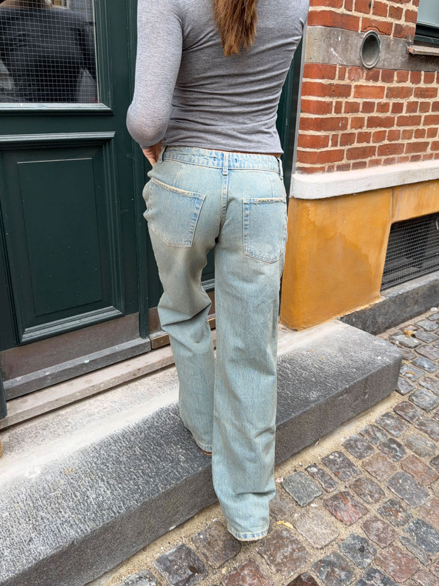 Tuva low waisted Jeans - Light Denim