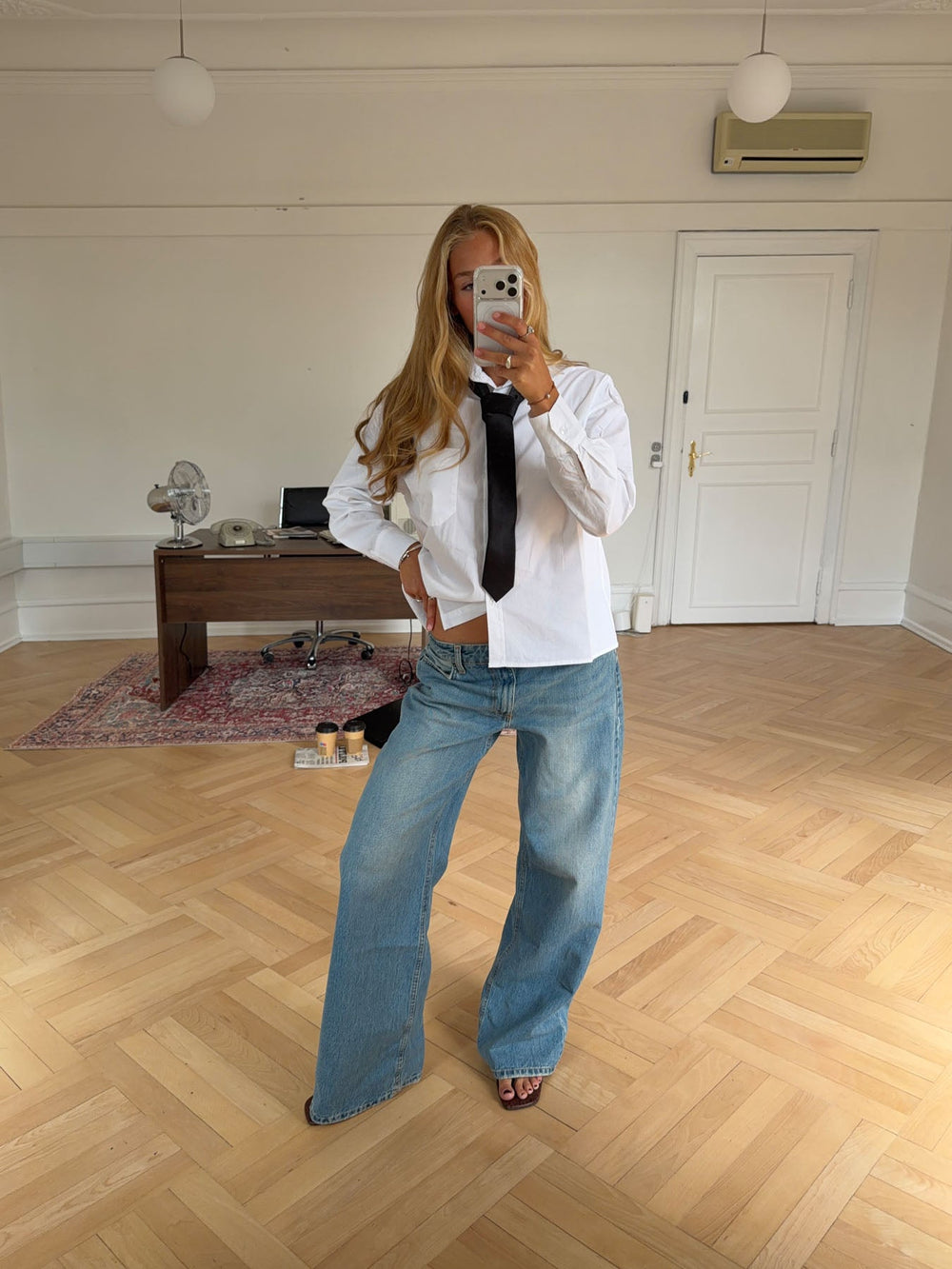 Yvina low waisted jeans - Light denim
