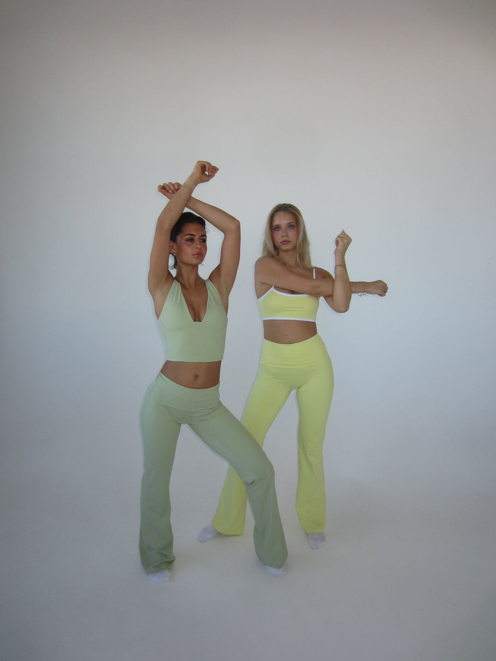 Essential flared pants - Matcha