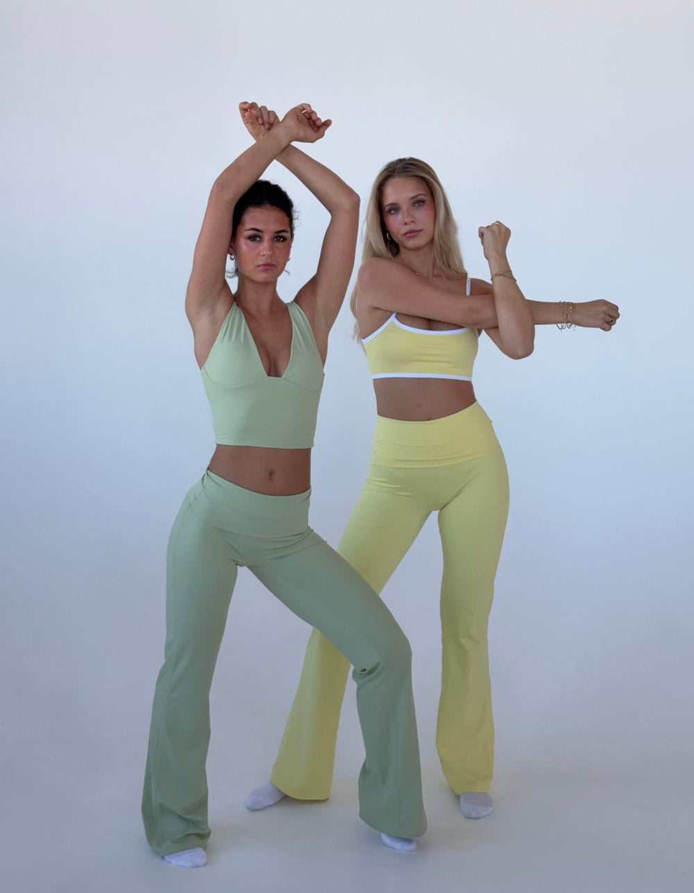Essential flared pants - Matcha