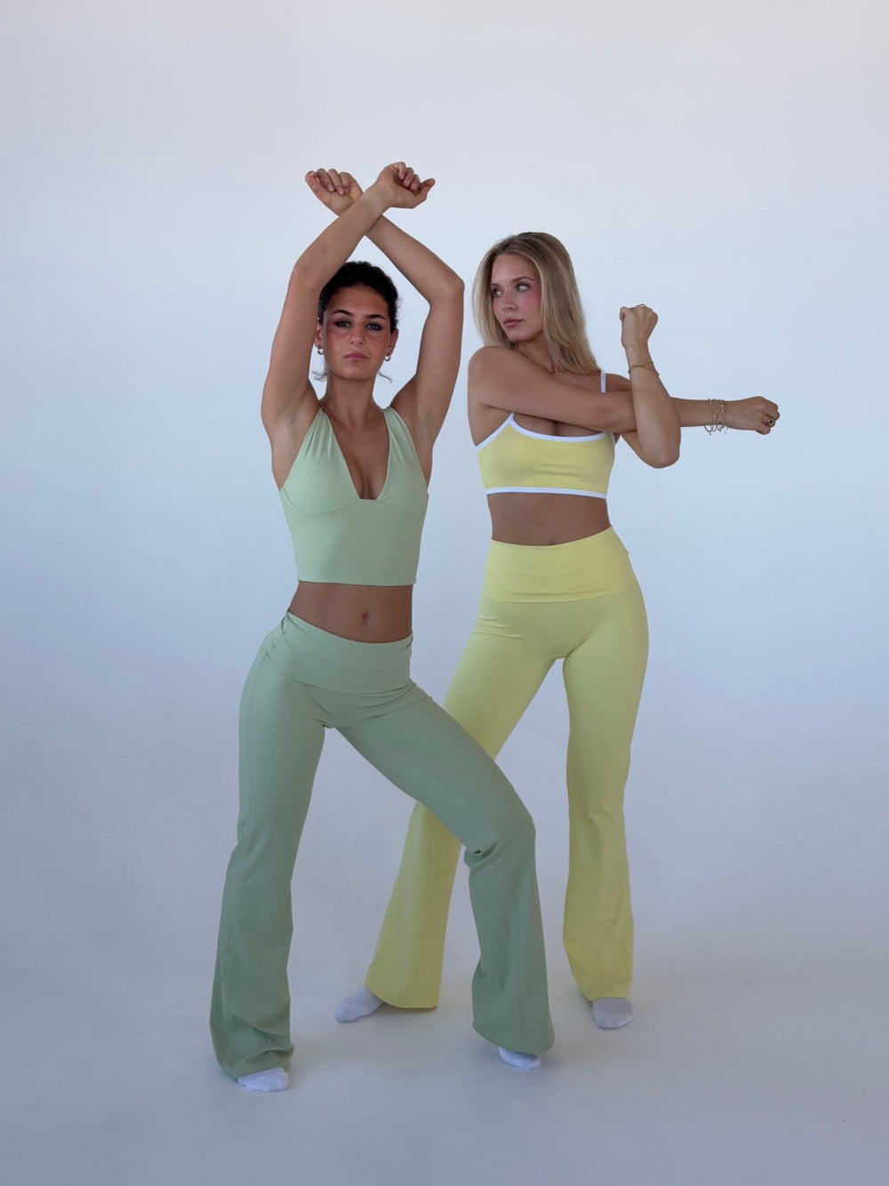 Essential flared pants - Matcha