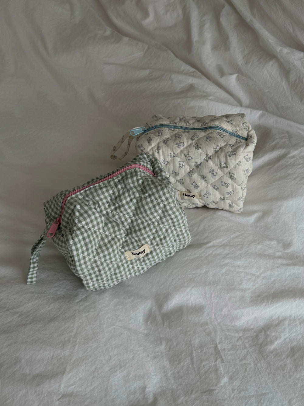 Honey small toiletry bag – White/green checkers