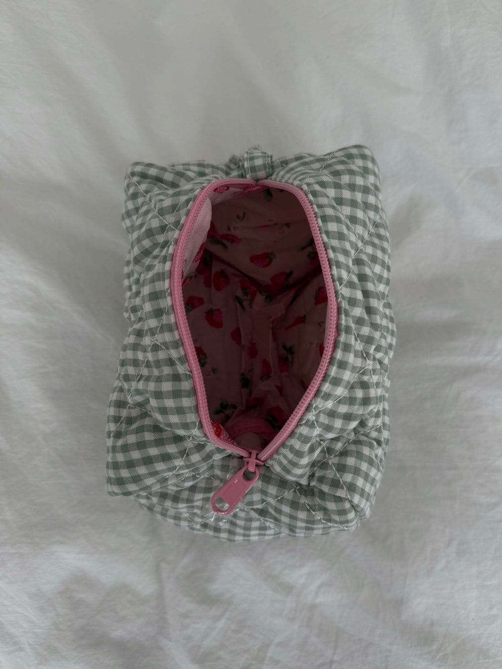 Honey small toiletry bag – White/green checkers
