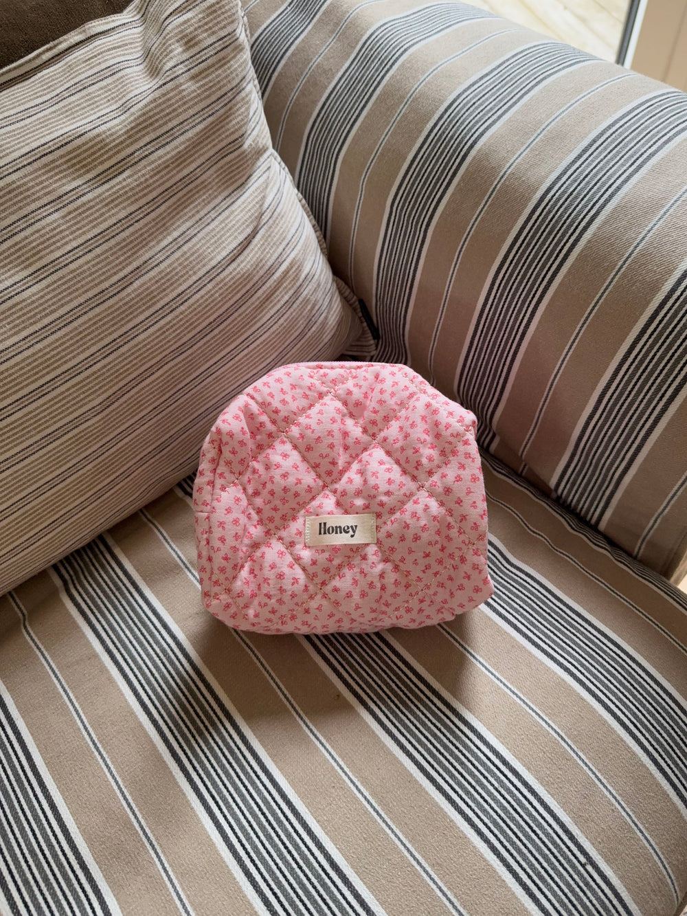 Honey small toiletry bag – Pink with small flowers