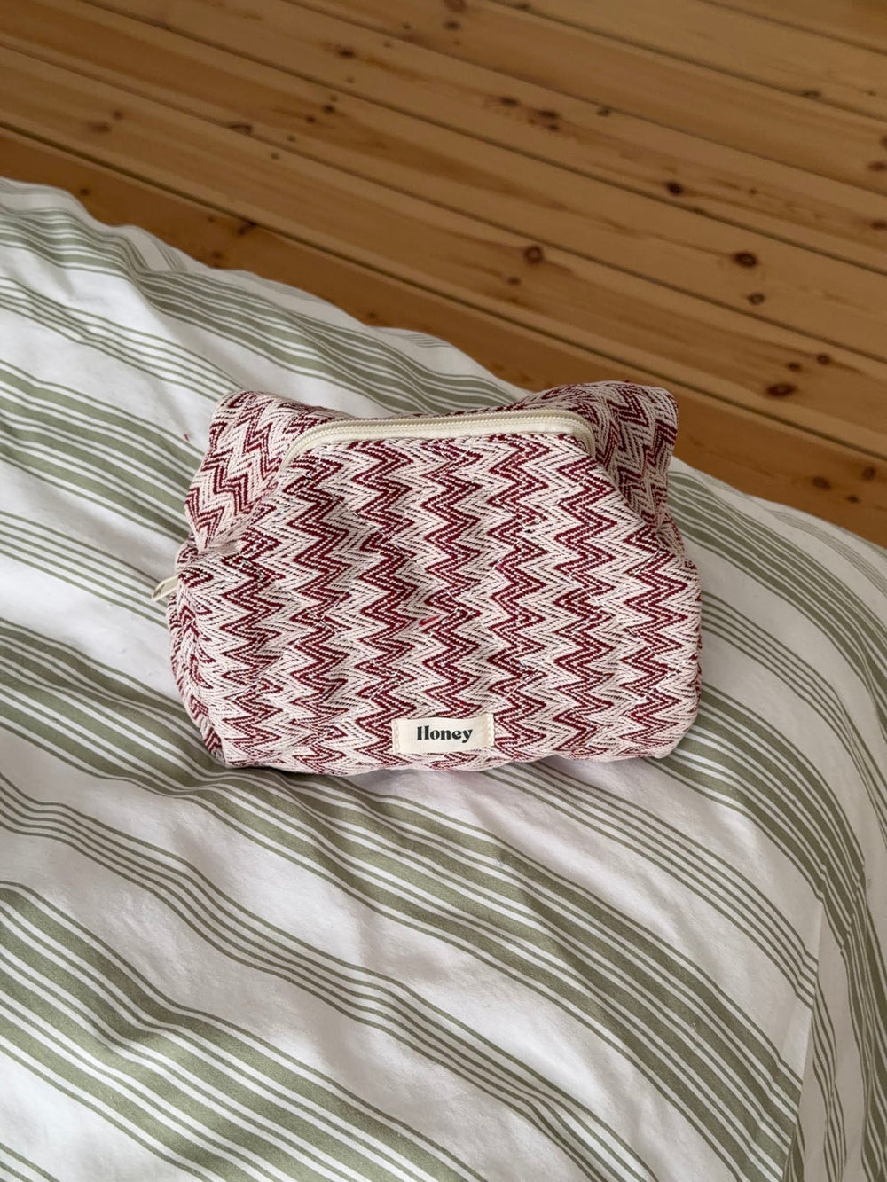 Honey small toiletry bag with pattern - Beige/red
