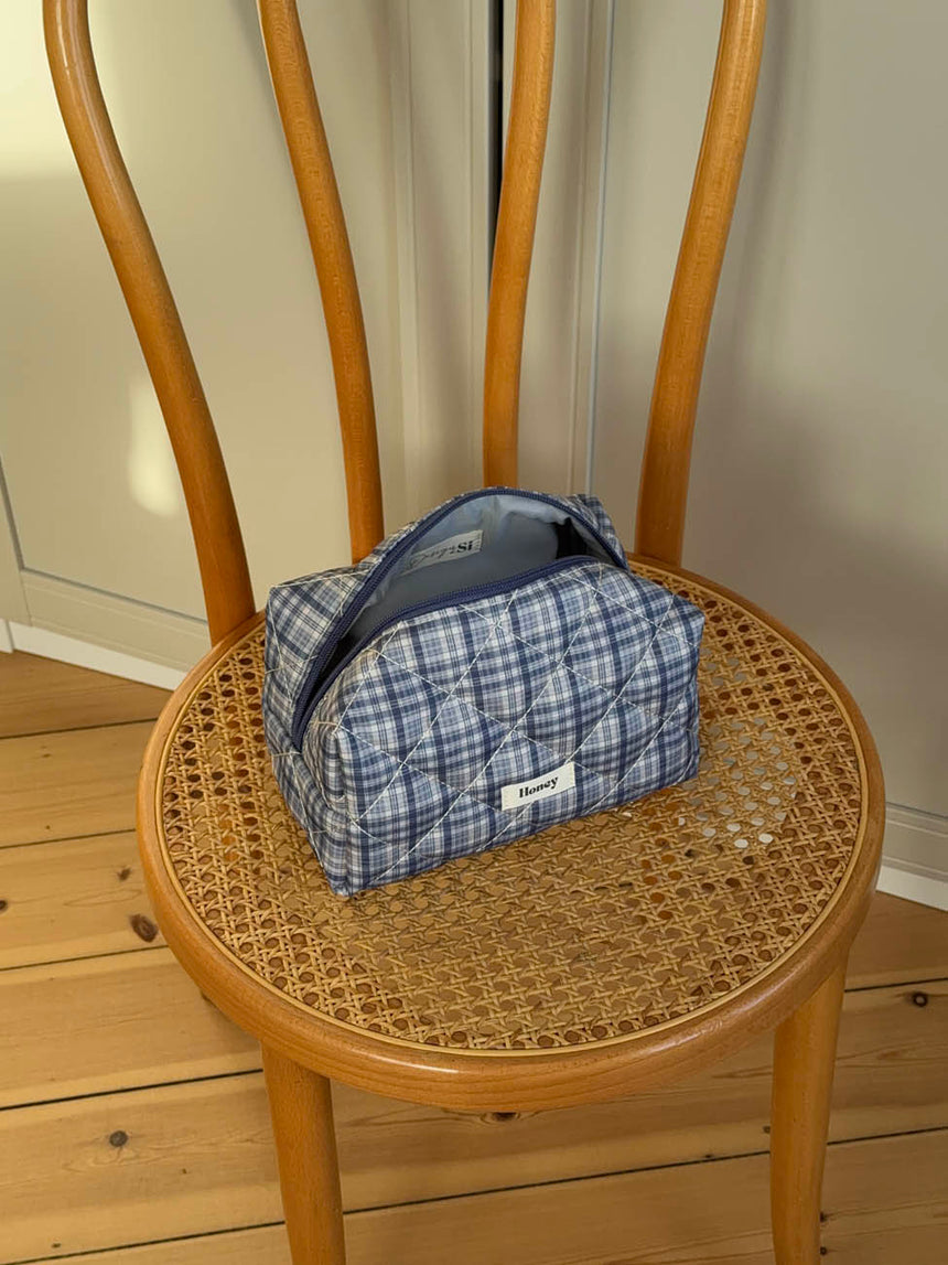 Honey small toiletry bag with checks – Blue