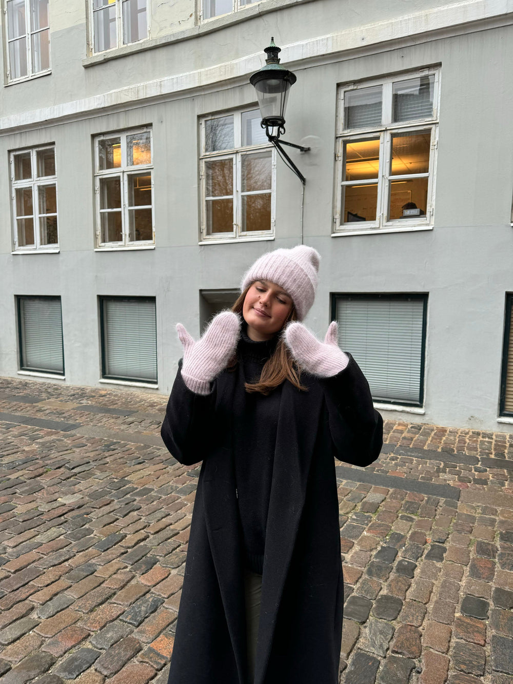 Fluffy mittens - Light pink