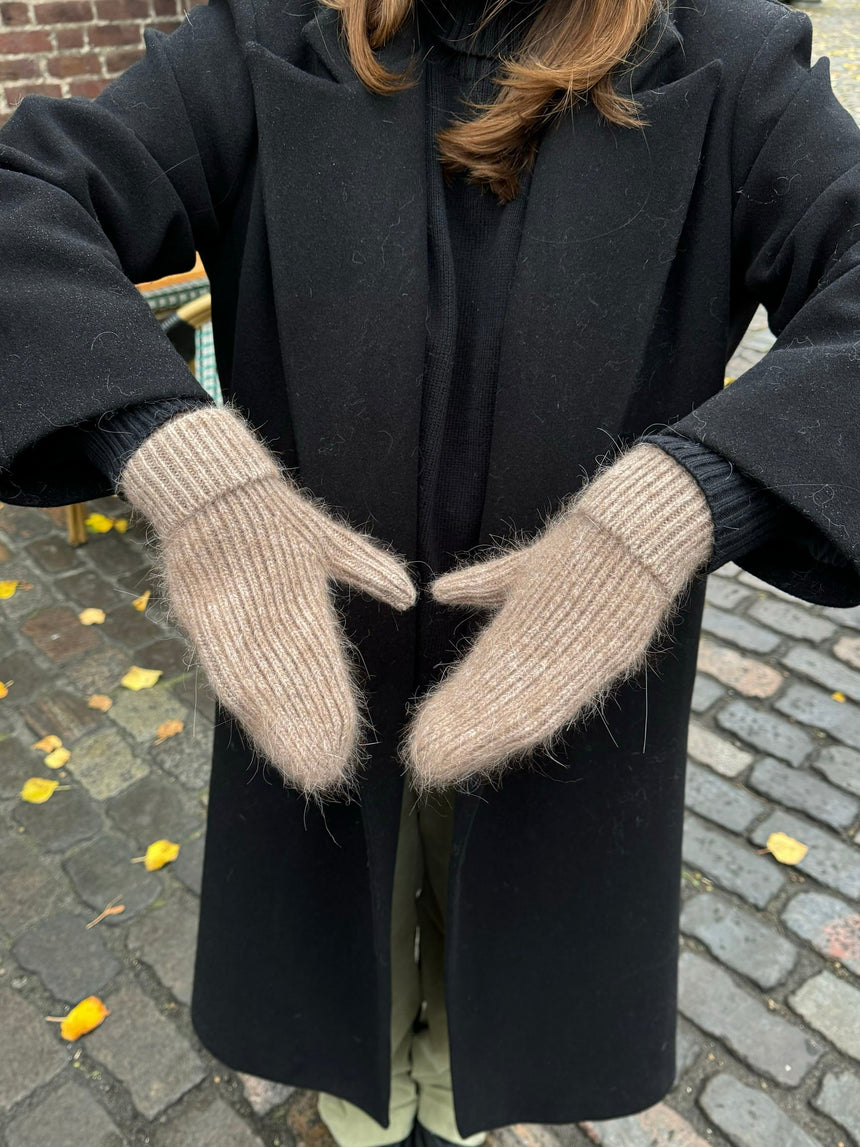 Fluffy mittens - Taupe