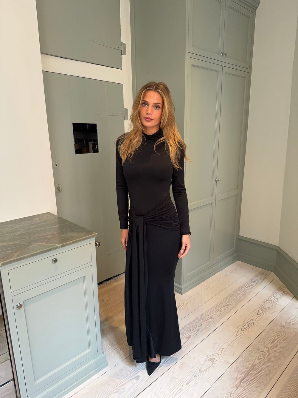 Silia maxi dress with ties - Black