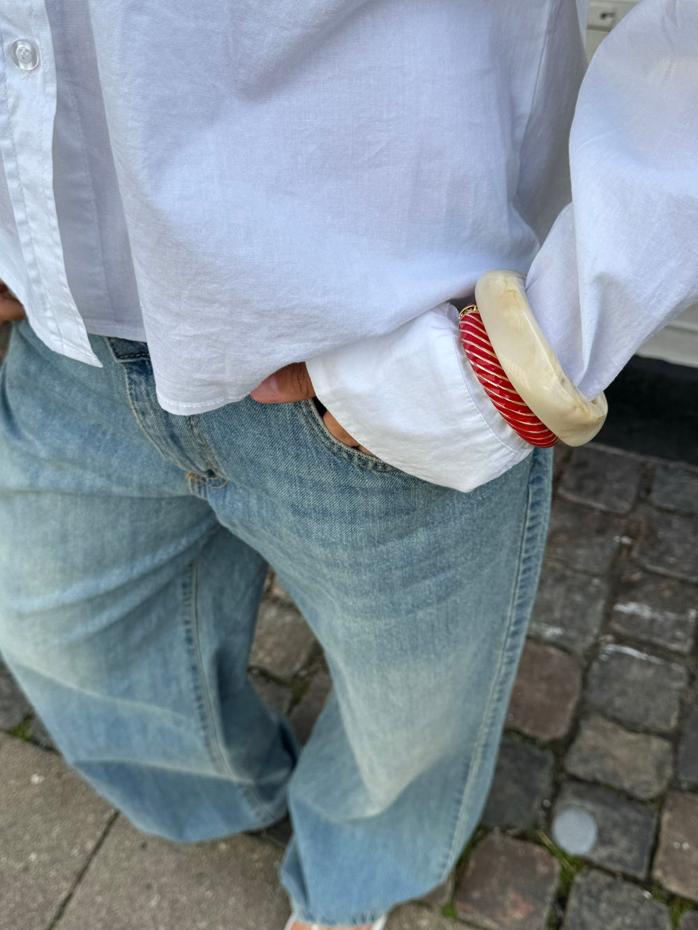 Eivora bracelet with stripes – Red/gold