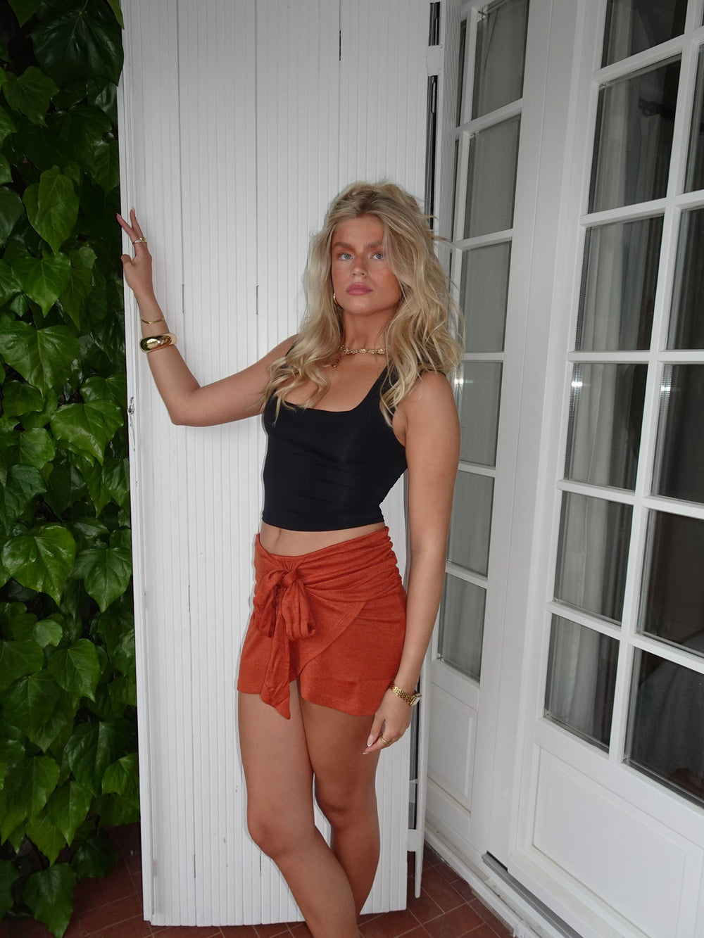 Stassy mini skirt with tie detail – Orange