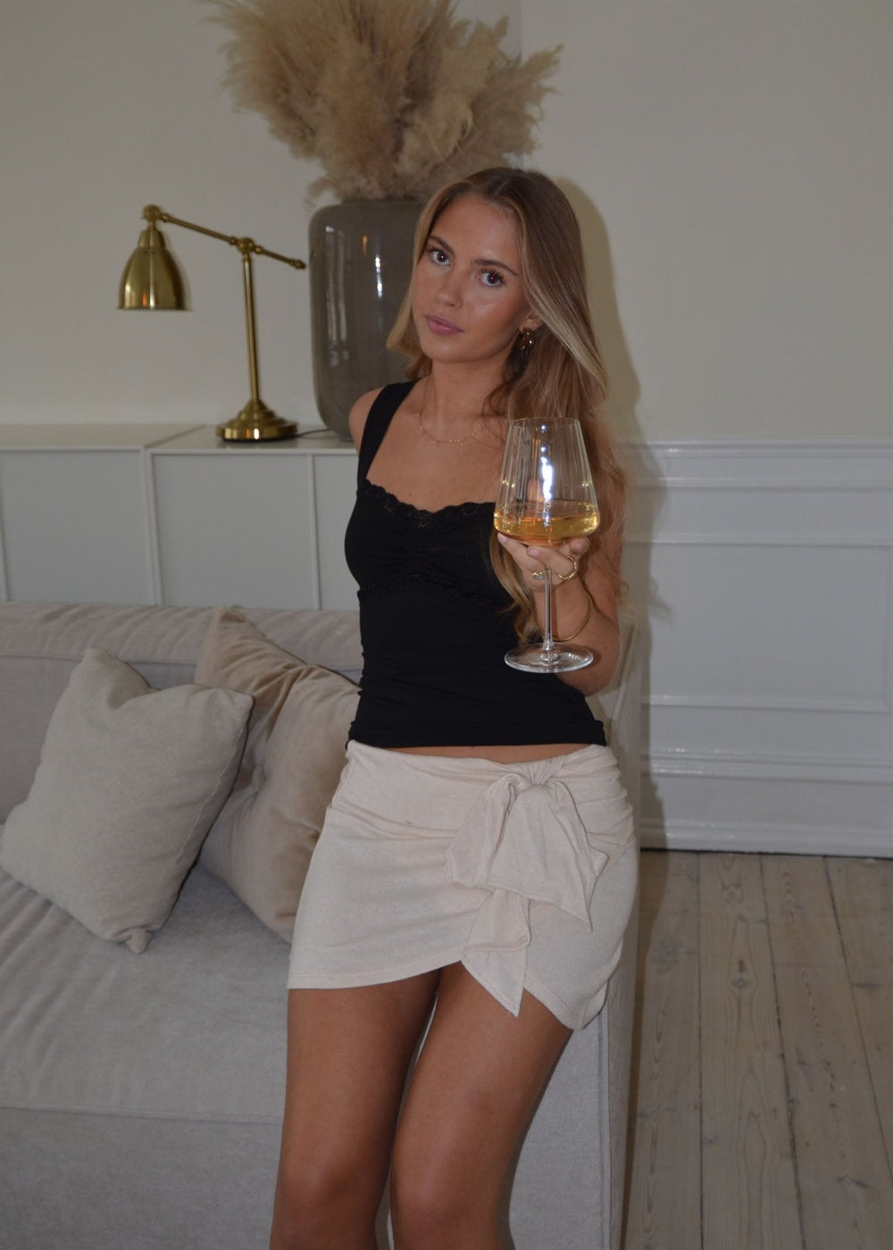 Stassy mini skirt with tie detail - Beige