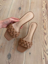 Yasmin woven mules – Beige