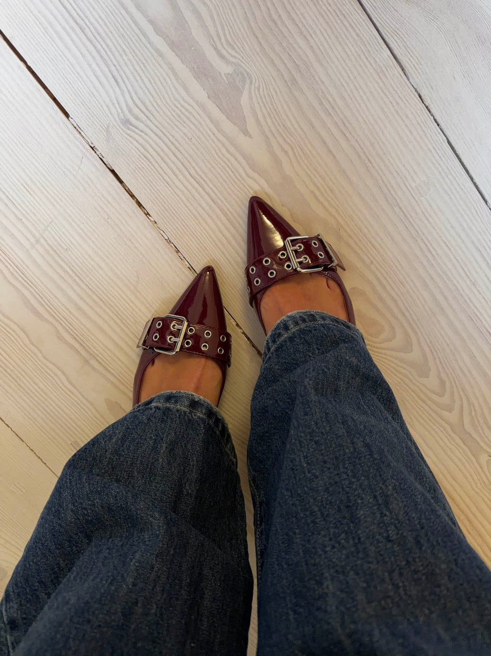 Bobla heels with buckle – Bordeaux