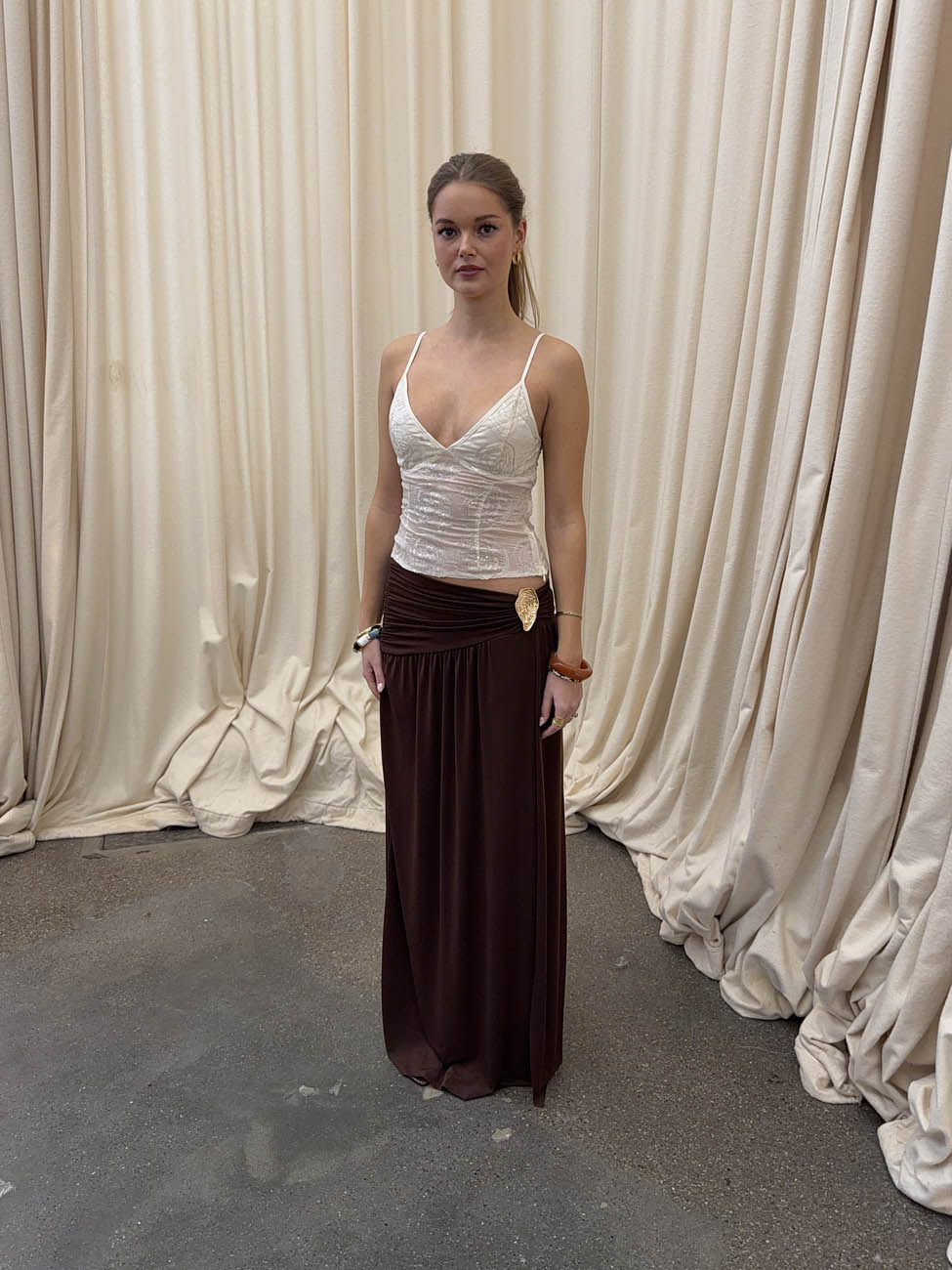 Tionia skirt with gold detail - Brown