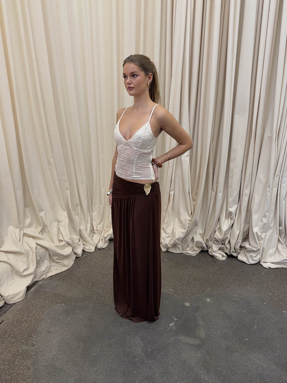Tionia skirt with gold detail - Brown