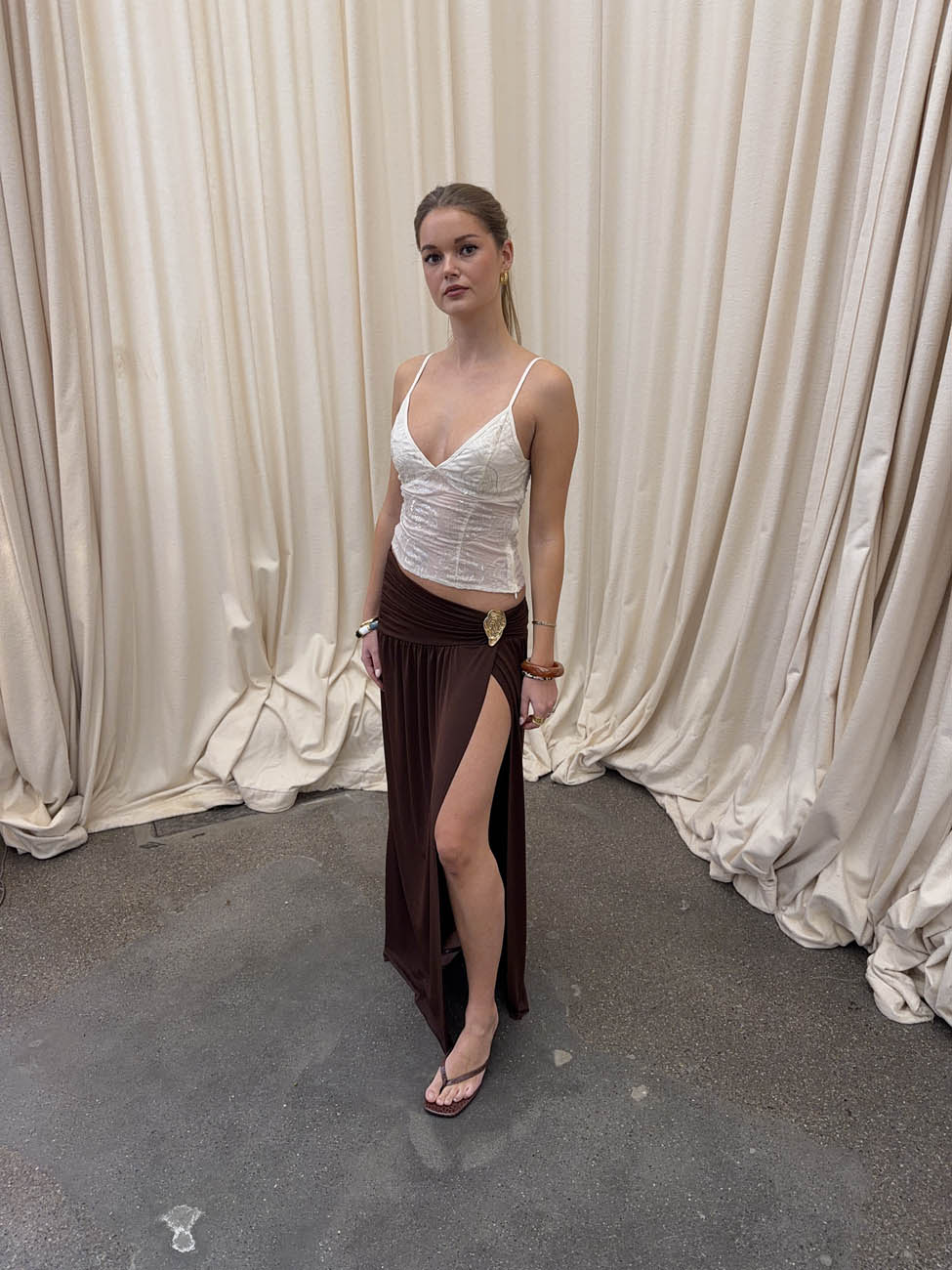 Tionia skirt with gold detail - Brown