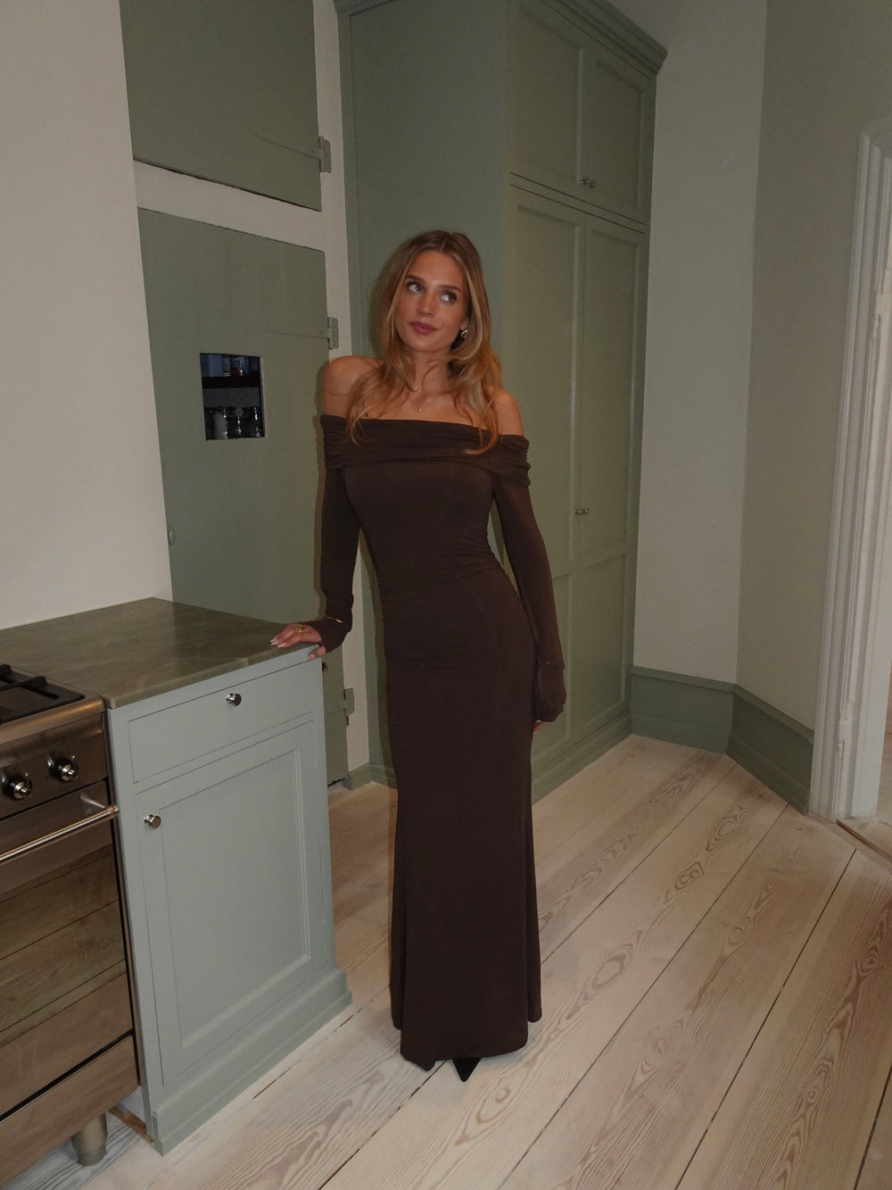Nitta off shoulder maxi dress - Brown