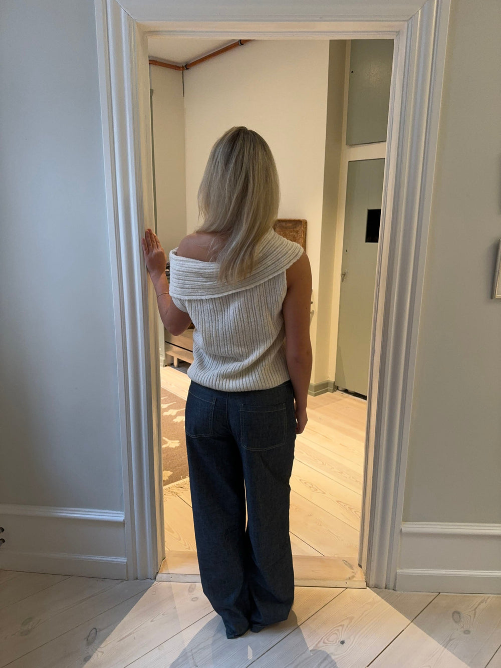 Elinor off shoulder knitted vest - Off white