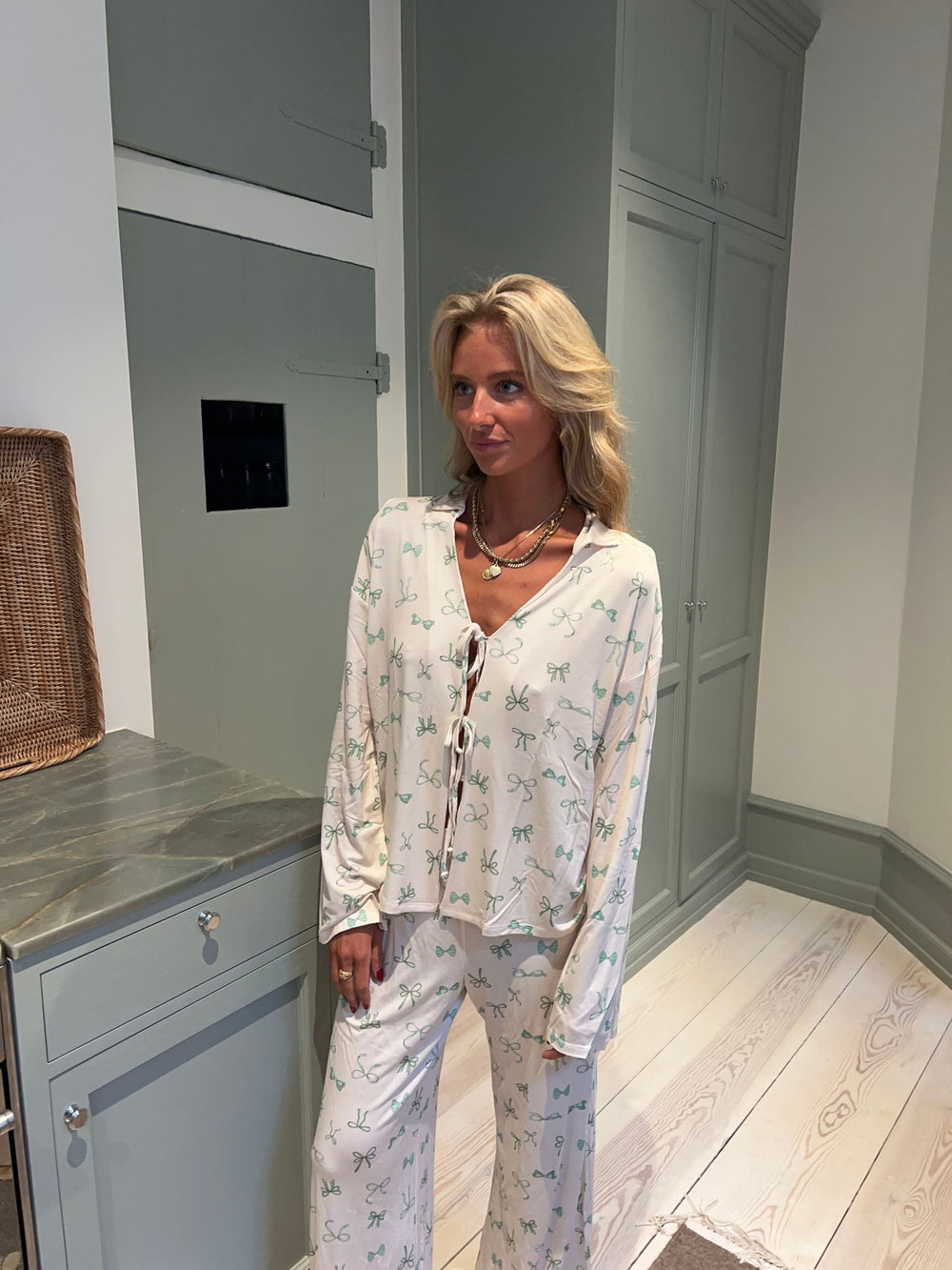 Linnea pyjamas blouse with bows - Off white