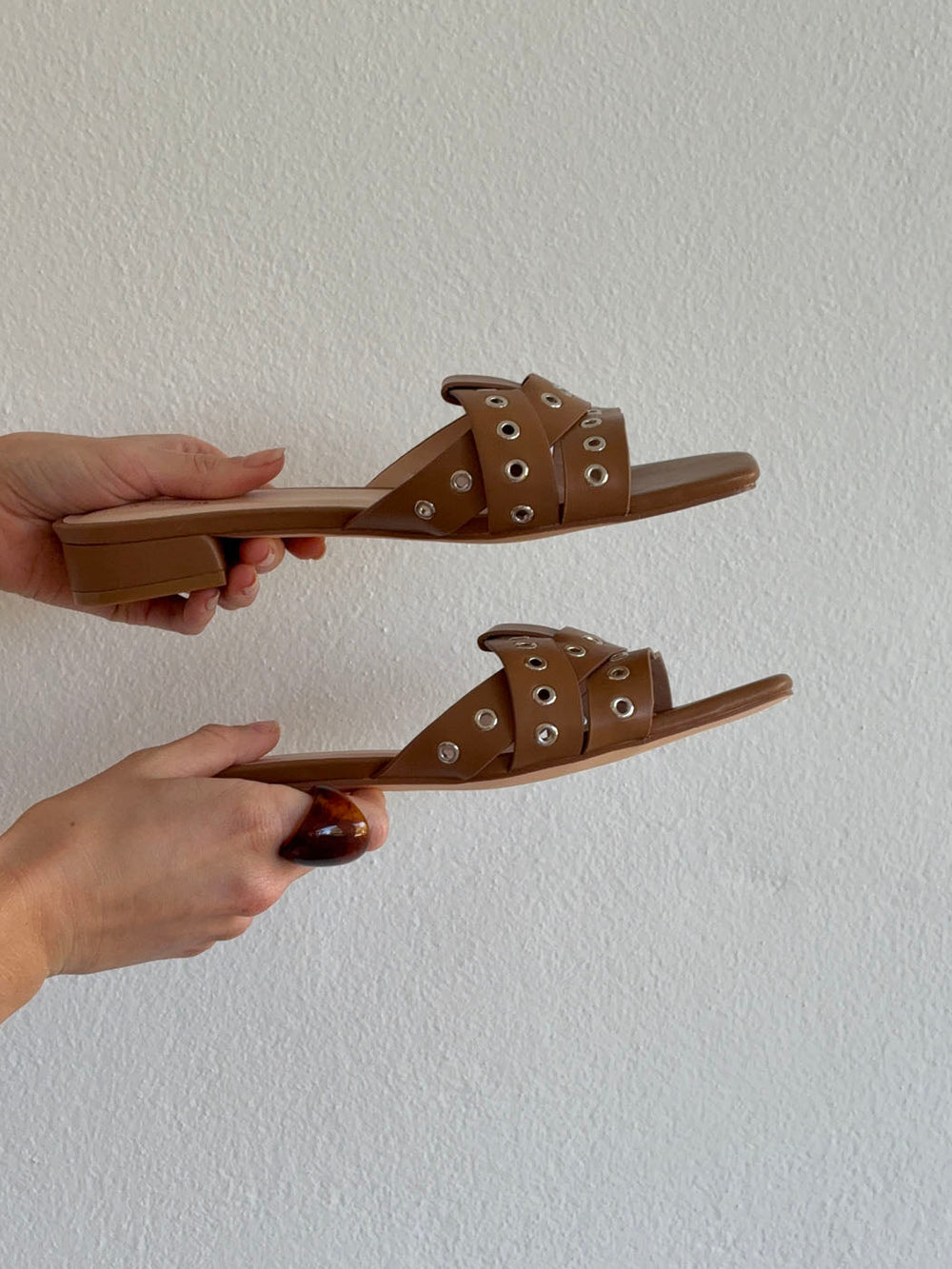 Milina – Brown