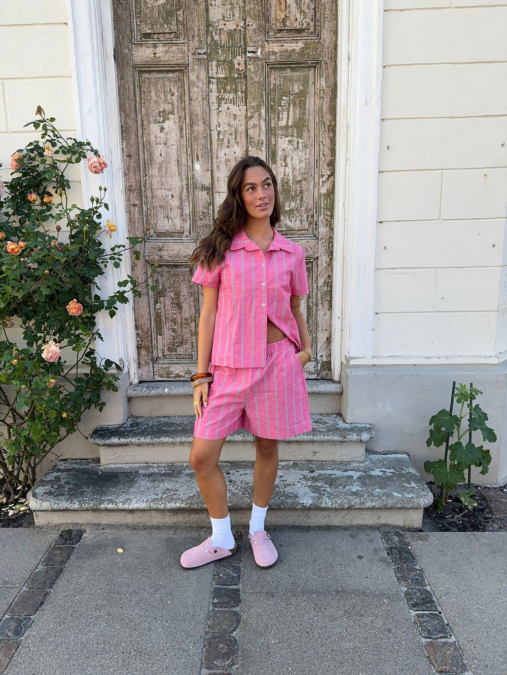 Lula shorts with stripes – Pink/white/black