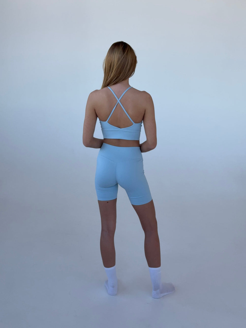 Essential shorts - Sky