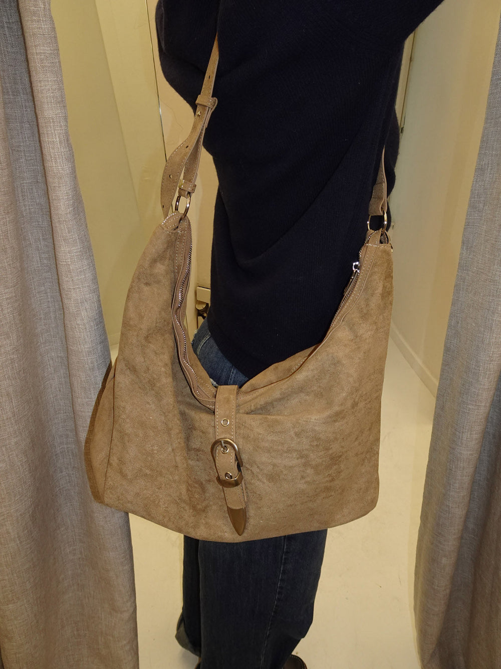 Kyle shoulder bag in suede leather - Brown