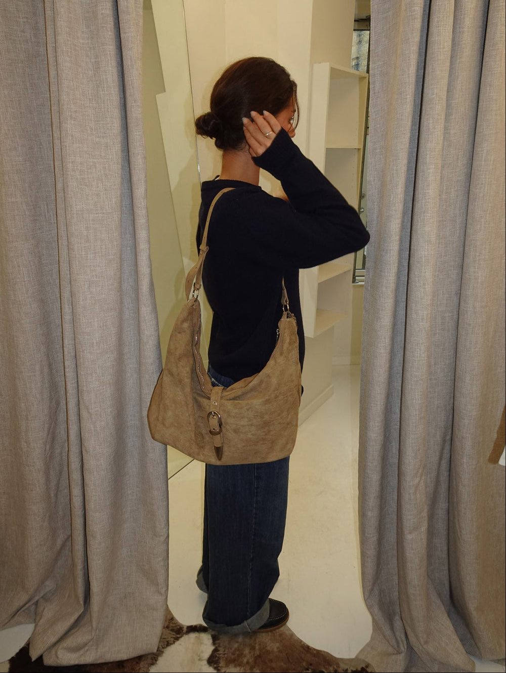 Kyle shoulder bag in suede leather - Brown