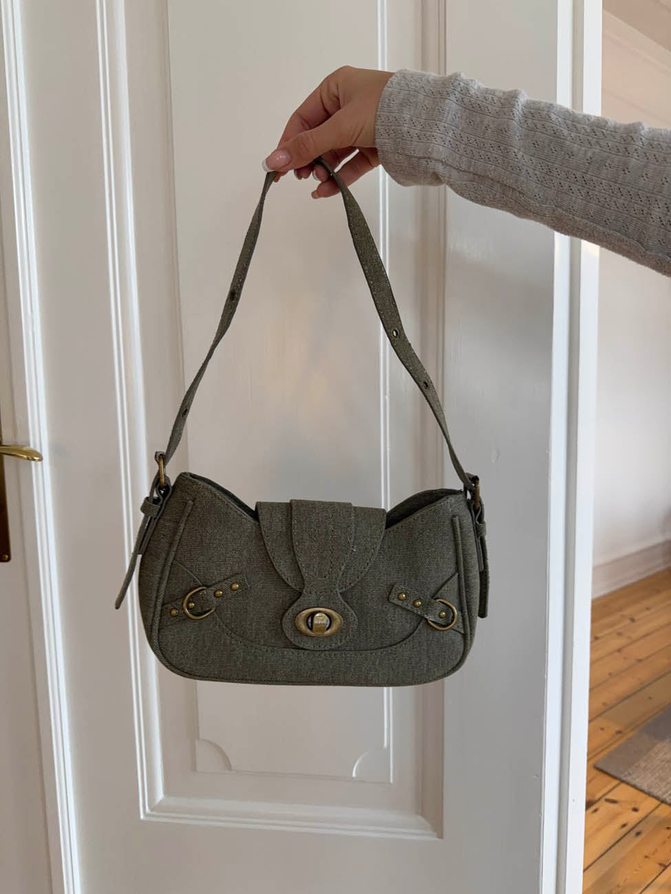 Alessia shoulder bag with details - Green
