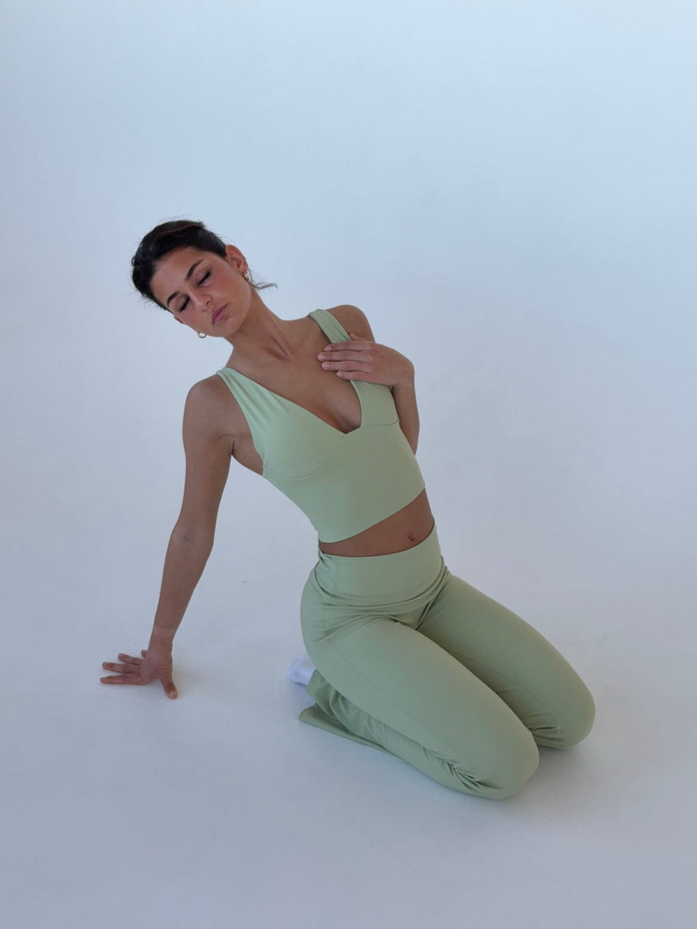 Ultimate v-neck top - Matcha
