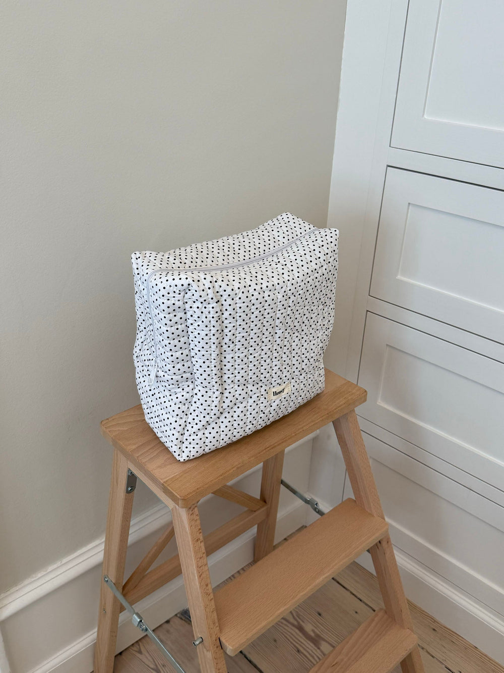 Honey tote with dots – Blue/white