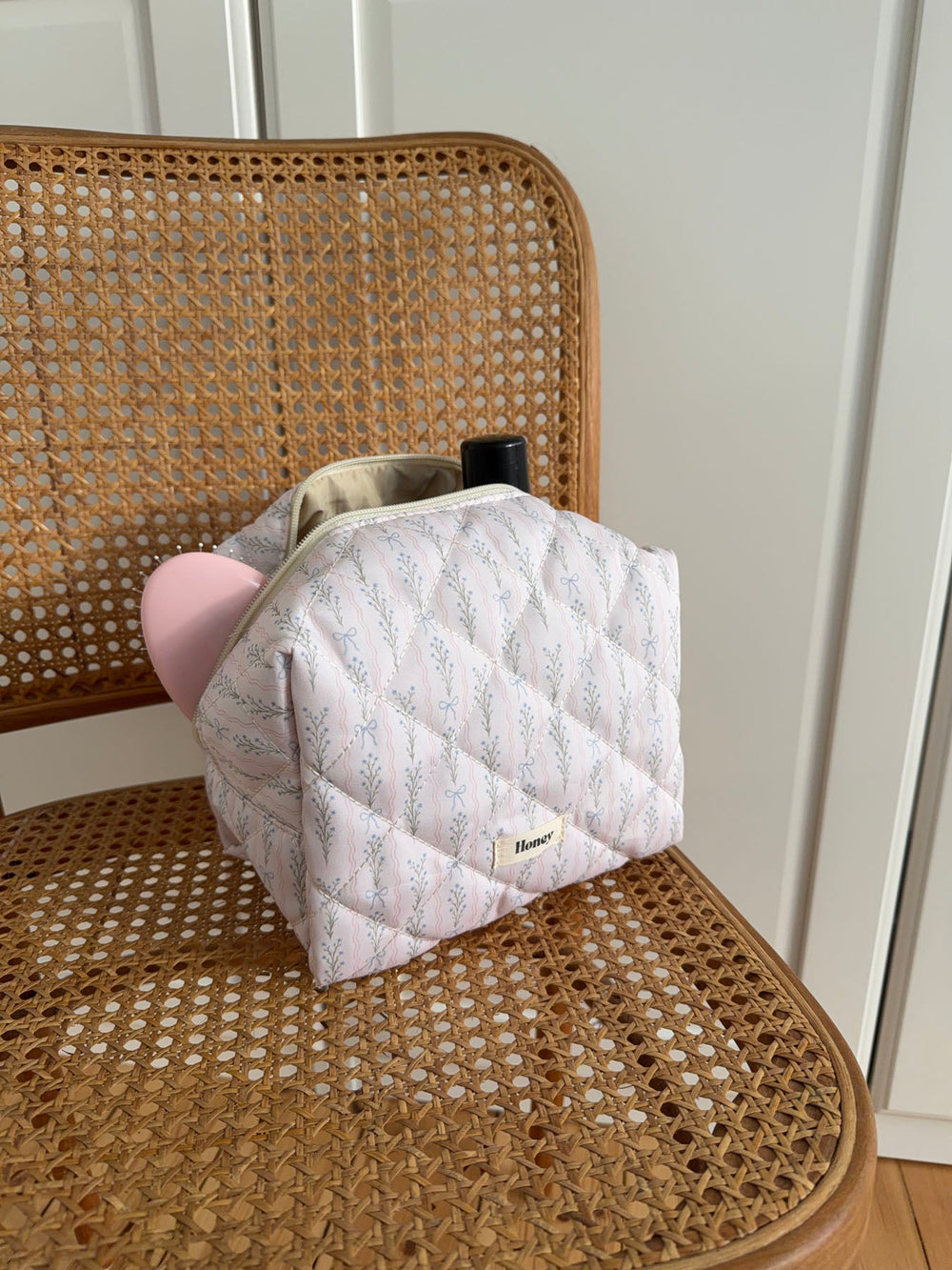 Honey large toiletry bag with pattern - Off white