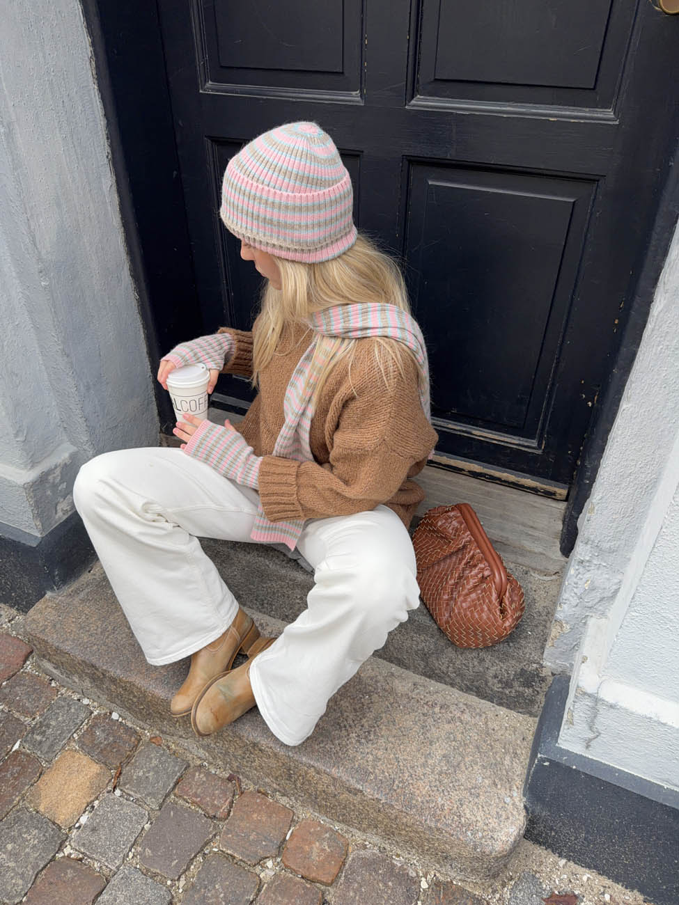Haze beanie with stripes – Pink/beige/blue