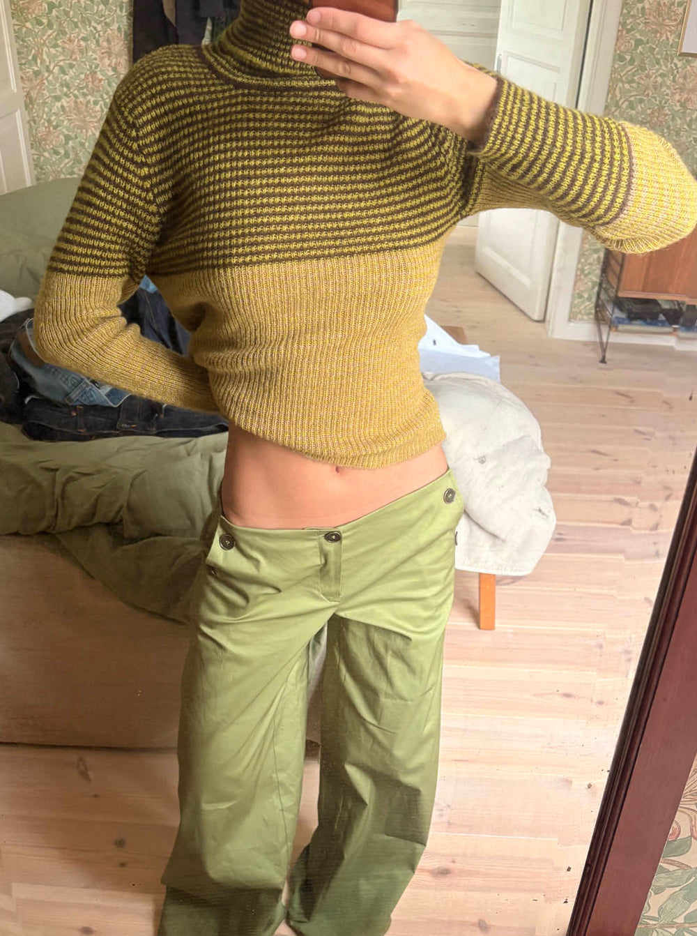 Swela knit with turtleneck - Green/brown